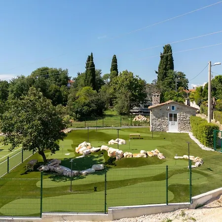 Villa Modern Albona With Pool And Jacuzzi In Porec *
